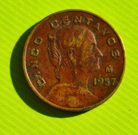 Мексика Мексика ^/--/^ 5 сентавос 1957 года монета Мексика оригинал fg /--/ 387 ^_^^^ 5 сентавос 1957 монета Мексика оригінал fg /--/ 387 - фото фото фото