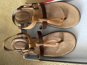 Босоніжки Босоножки ^/--/^ Женские кожанные босоножки Timberland Earthkeepers Sensorflex  (40 размер 26 /--/ см) ^_^^^ Жіночі шкіряні босоножки Timberland Earthkeepers Sensorflex (40 розмір 26 /--/ см) - фото фото фото