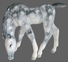 Статуетки, Скульптури, Фігурки, Фарфор Статуэтки, Скульптуры, Фигурки, Фарфор ^/--/^ Жеребенок пасущийся Серый в яблоках ЛФЗ ^_^^^ Сірий в яблуках ЛФЗ - фото фото фото