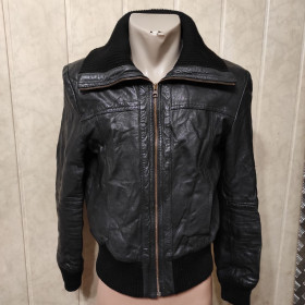 Куртки Куртки ^/--/^ Куртка-бомбер  кожаная  #  MARCIANO #   XL ^_^^^ Куртка-бомбер шкіряна # MARCIANO # XL - фото фото фото