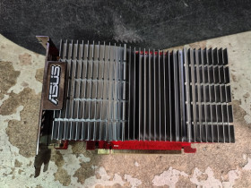 Відеокарти Видеокарты ^/--/^ Видеокарта Asus Radeon HD 3650 EAH /--/ 3650 SILENT MG/HTDP/512 /--/ M/A 512 /--/ MB PCI-E № НР /--/ 250702107 ^_^^^ Відеокарта Asus Radeon HD 3650 EAH /--/ 3650 SILENT MG/HTDP/512 /--/ M/A 512 /--/ MB PCI-E No НР /--/ 250702107 - фото фото фото