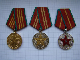 СРСР СССР ^/--/^ Медали выслуга 10, 15, 20 лет без ведомства, СССР. ^_^^^ Медалі вислуга 10, 15, 20 років без відомства, СРСР. - фото фото фото