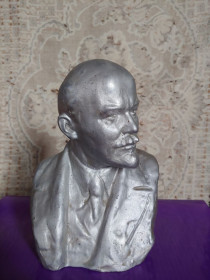 Статуетки, Скульптури, Фігурки, Фарфор Статуэтки, Скульптуры, Фигурки, Фарфор ^/--/^ Бюст Ленина. Ленін ^_^^^ Бюст Ленина. Ленин - фото фото фото