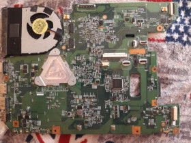 Материнські плати Материнские платы ^/--/^ Материнская плата Lenovo B /--/ 575 не рабочая ,не стартует + охлаждение ^_^^^ Материнська плата Lenovo B /--/ 575 не робоча, не стартує + охолодження - фото фото фото