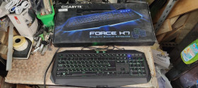 Клавіатури Клавиатуры ^/--/^ Игровая клавиатура с подсветкой Gigabyte GK-Force K /--/ 7 USB № 24140503 ^_^^^ Ігрова клавіатура з підсвічуванням Gigabyte GK-Force K /--/ 7 USB No 24140503 - фото фото фото