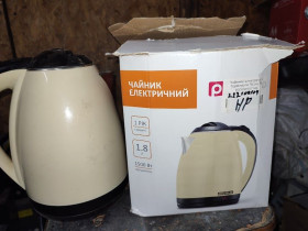 Комплектуючі для кухоної техніки Комплектующие для кухонной техники ^/--/^ Электрический чайник Picola PSK-004 /--/ BG № 222109104 ^_^^^ Електричний чайник Picola PSK-004 /--/ BG No 222109104 - фото фото фото