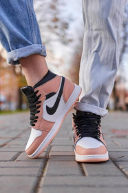 Кросівки Кроссовки ^/--/^ Nike Air Jordan 1 Retro Mid Peach Fur 36 38 ^_^^^ Nike Air Jordan 1 Retro Mid Peach Fur 36 - фото фото фото