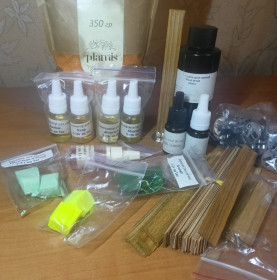 Інші предмети для дачі Другие предметы для дачи ^/--/^ Набір для виготовлення аромасвічок ^_^^^ Набор для изготовления аромасвичок - фото фото фото