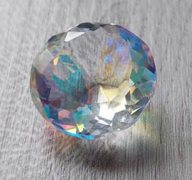 Кварц Кварц ^/--/^ Радужный кварц 27.3 Ct ^_^^^ Райдужний кварц 27.3 Ct - фото фото фото