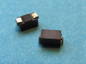 Діоди Диоды ^/--/^ Діод SMD 1 /--/ N /--/ 4007, M /--/ 7 ,1 /--/ A 1000 /--/ V, - лот 10 /--/ шт ^_^^^ Диод SMD 1 /--/ N /--/ 4007, M /--/ 7,1 /--/ A 1000 /--/ V, - лот 10 /--/ шт - фото фото фото