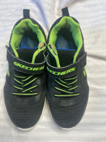 Інший одяг Другая одежда ^/--/^ В /--/ 388  Кросовки SKECHERS бу  Размер 33 стелька 20,5 ^_^^^ В /--/ 388 Кросівки SKECHERS бу Розмір 33 стелька 20,5 - фото фото фото