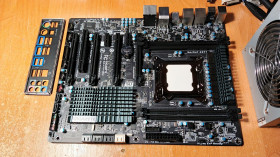 Материнські плати Материнские платы ^/--/^ Материнская плата Gigabyte GA-X /--/ 79-UD /--/ 3   (s /--/ 2011, Intel X /--/ 79, PCI-Ex /--/ 16) ^_^^^ Материнська плата Gigabyte GA-X /--/ 79-UD /--/ 3 (s /--/ 2011, Intel X /--/ 79, PCI-Ex /--/ 16) - фото фото фото