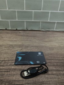 Брелоки, алкотестери Брелки, алкотестеры ^/--/^ Картка-локатор Seinzon з USB-кабелем 3711 ^_^^^ Карта-локатор Seinzon с USB-кабелем 3711 - фото фото фото