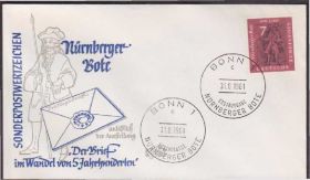 Європа Европа ^/--/^ Германия 1961 ПОЧТАЛЬОН КУРЬЕР РАЗНОСЧИК ПОЧТОВЫЙ СЛУЖАЩИЙ ПОЧТОВАЯ СУМКА СЛУЖБА ПОЧТА КПД Mi.365 ^_^^^ Німеччина 1961 Поштальйон Кур'єр Різноманітний службовець поштова сумка служити поштою ККД Mi.365 - фото фото фото