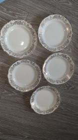 Статуетки, Скульптури, Фігурки, Фарфор Статуэтки, Скульптуры, Фигурки, Фарфор ^/--/^ Тарелки диаметр 19 /--/ см Коростень СССР 5 /--/ шт ^_^^^ Тарілки діаметр 19 /--/ см Коростень СРСР 5 /--/ шт - фото фото фото