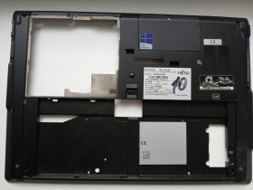 Корпуса Корпуса ^/--/^ Нижня частина корпусу ноутбука Fujitsu U /--/ 745 ^_^^^ Нижняя часть корпуса ноутбука Fujitsu U /--/ 745 - фото фото фото