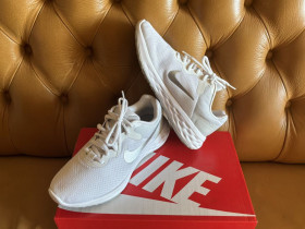 Кросівки Кроссовки ^/--/^ Женские кроссовки Nike W REVOLUTION 6 White DC /--/ 3729-101 ^_^^^ Жіночі кросівки Nike W REVOLUTION 6 White DC /--/ 3729-101 - фото фото фото