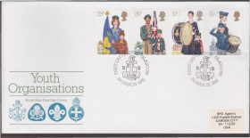 Європа Европа ^/--/^ Великобритания 1982 БОЙ-СКАУТЫ ФОРМА ФЛАГ СЛЁТЫ КОНФЕРЕНЦИИ СПОРТ МУЗЫКА БАРАБАН КПД 910-913 ^_^^^ Великобританія 1982 БОЙ-СКАУТИ ФОРМУ ФЛАГ СЛЬОТИ КОНФЕРЕНЦІЇ СПОРТ МУЗИКА БАРАБАН ККД 910-913 - фото фото фото
