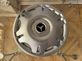 Ковпаки Колпаки ^/--/^ Автомобильный колпак SJS 305 R /--/ 15 1-штука серебристый +эмблема ^_^^^ Автомобільний ковпак SJS 305 R /--/ 15 1-штука сріблястий +емблема - фото фото фото