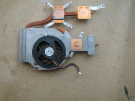 Системи охолодження Системы охлаждения ^/--/^ cooler ноутбука Dell studio 1555 PP /--/ 39 /--/ L   (FBFM /--/ 8016010 DP/N: 0 /--/ Y /--/ 140) ^_^^^ cooler ноутбука Dell studio 1555 PP /--/ 39 /--/ L (FBFM /--/ 8016010 DP/N: 0 /--/ Y /--/ 140) - фото фото фото