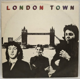 Платівки Пластинки ^/--/^ Wings, Paul McCartney EX Beatles - London Town - 1978.  (LP). 12. Пластинка. Santa Records. Rare. ^_^^^ Wings, Paul McCartney EX Beatles - London Town - 1978. 12. Пластинка. Santa Records. Rare. - фото фото фото